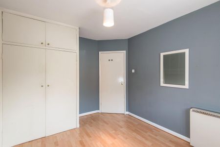 2 bedroom apartment to rent Wells Place, Eastleigh, Hampshire, SO50 - Photo 2