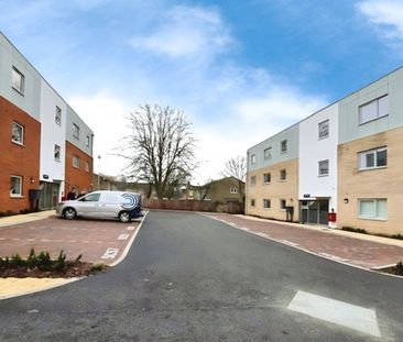 Guild House - Photo 6