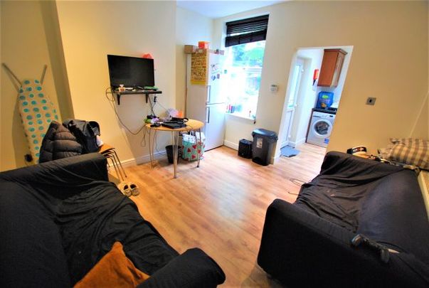 554 Shoreham Street, City Centre - Photo 1