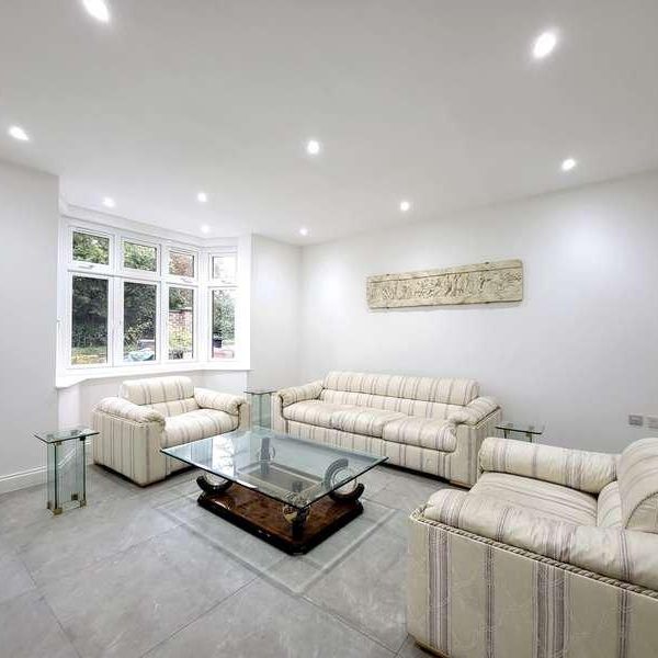 Argyle Road, Ealing, London, W13 - Photo 1