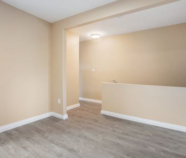 For Lease - 258 Park Street Unit# 2, Vanier and Kingsview Park, Ont... - Photo 5