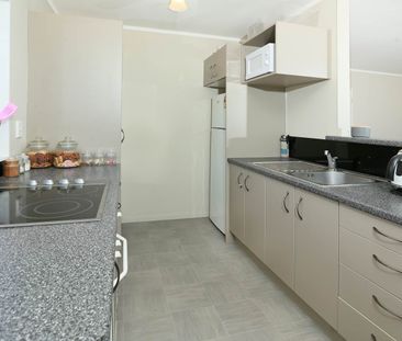 18A Camphora Place, Ranui, Auckland - Photo 4