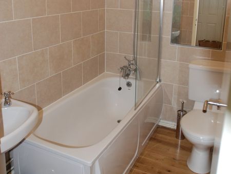 1 Bed Flat, Montpelier, BS6 - Photo 5