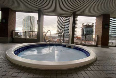 428-4833 Brentwood Drive, Burnaby - Photo 4