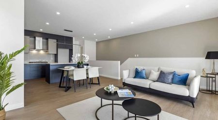 Karaka - 4 Bedrooms with 2.5 Bathrooms - Photo 4