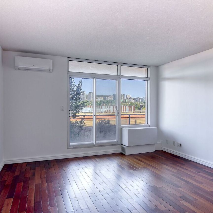 2700 Rue Rufus Rockhead - Photo 1