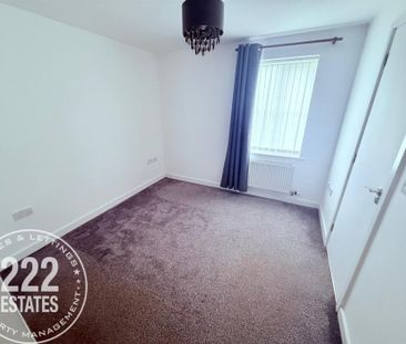 Redfearn Walk - Warrington - WA2 - Photo 5