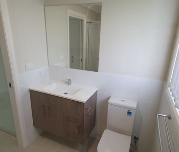 STYLISH GRANNY FLAT - Photo 4