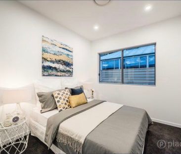 Bowen Hills - Photo 2