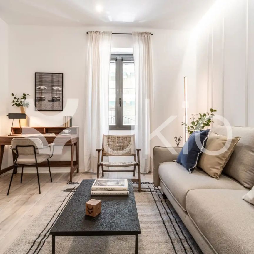 Apartamento de alquiler en Calle del Cardenal Cisneros, Trafalgar - Foto 1