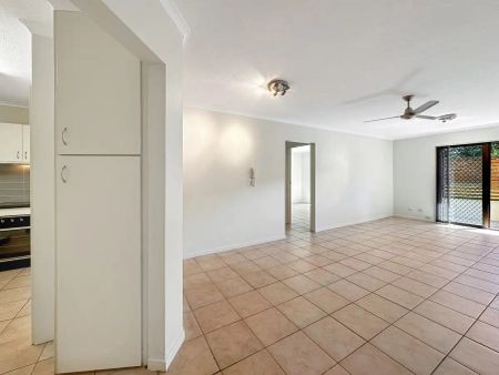 “Fantastic ground floor unit in the heart of Toowong.” - Photo 3