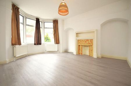 4 bedroom terraced house to rent - Photo 2