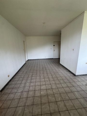 Location Appartement 2 pièces 40m² REMIRE MONTJOLY 97354 - Photo 5