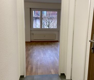 Appartement d’une pièce récemment rénové dans le quartier populaire... - Photo 2