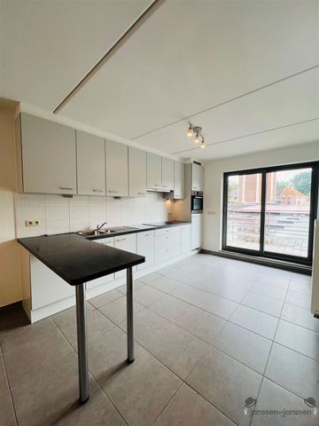 Appartement op de 1ste v met 2 slpkmrs & ruim terras - Foto 5