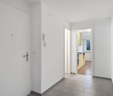 3.5-Zimmer-Wohnung im Erdgeschoss an zentraler Lage in Burgdorf - Photo 1