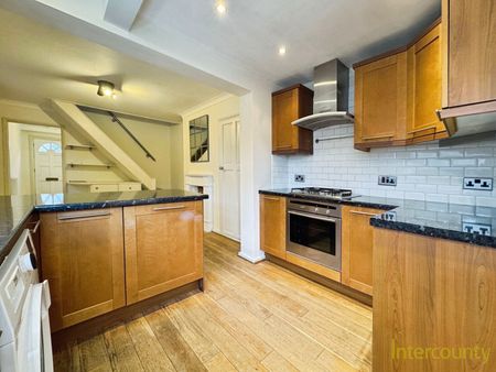 Portland Place, CM23, Bishops Stortford - Photo 2