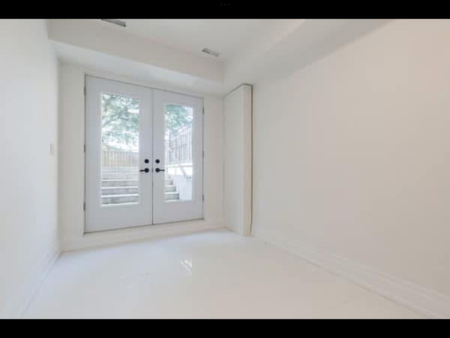 For Lease - 72B Gooderham Drive Unit# Lower 1, Toronto, Ontario - Photo 3