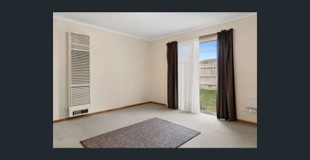 Two Bedroom Unit in Quiet Location - Photo 2