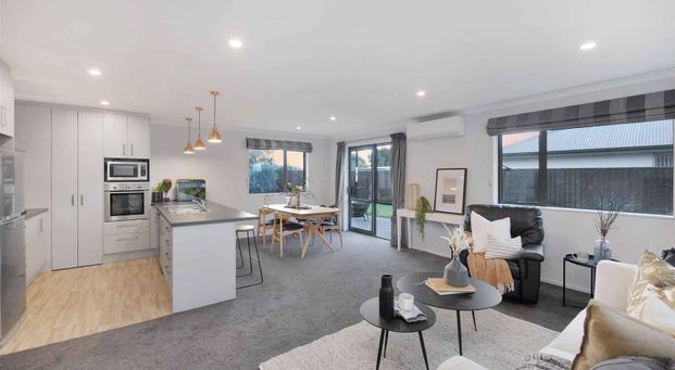 Three Bedroom Home - Photo 1