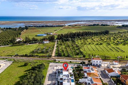 Moradia de 3 Quartos para Arrendamento a Longo Prazo, em Luz de Tavira - Photo 3