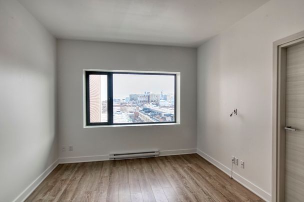 30 Saint-Joseph Est - Photo 1