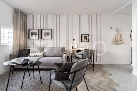 2 bedroom luxury Apartment for rent in Madrid, Spain - Photo 4