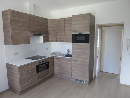 Appartement te huur - Photo 3