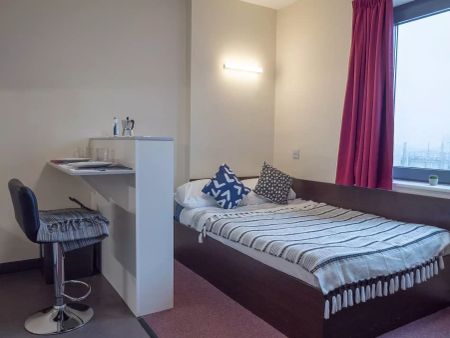 Premium Student Studio Apartments - Photo 2