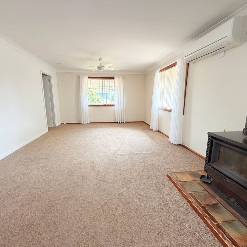 Ray White Real Estate Parkes - Photo 1