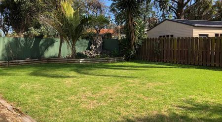 Large family home - Photo 2