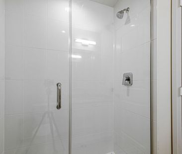 For Lease - 65 Watergarden Drive Unit# 609, Mississauga, Ontario - Photo 1