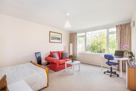 Studio to rent - Photo 3