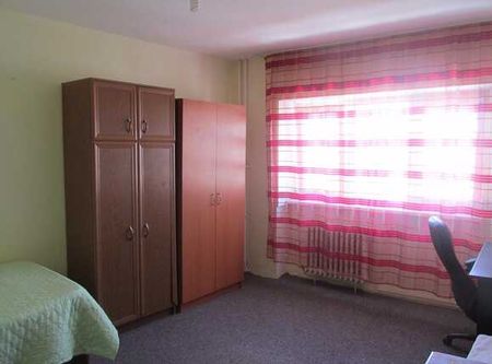 Apartament 3 camere, decomandat, 70 mp, etaj intermediar, zona Expo Transilvania - Photo 3