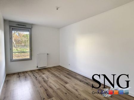 T3 AVEC JARDIN, TERRASSE ET 2 PARKINGS - Photo 4