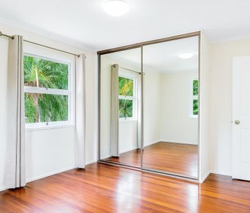 3 Bedroom Family Home with Plenty of Natural Light - Photo 5