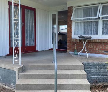 144 Comries Road - Photo 4