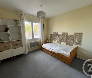 Location Appartement 3 pièces 76m² GRANVILLE 50400 - Photo 3