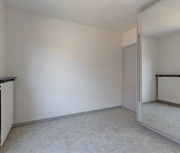 Ruim appartement met 2 slpks en garagebox in het centrum van Geel ! - Photo 5