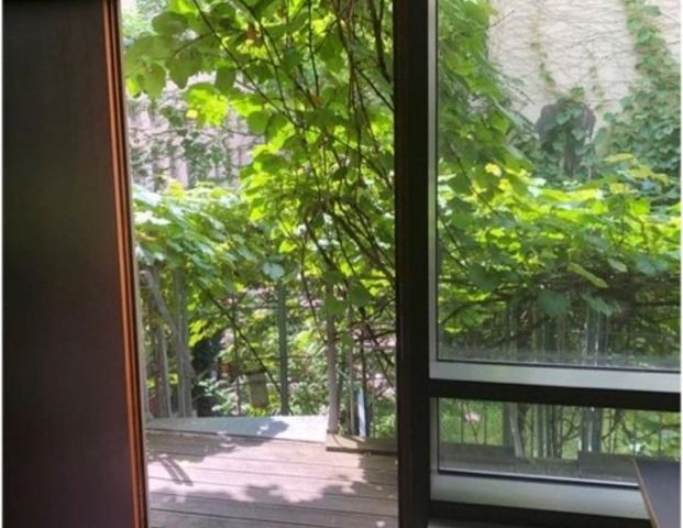 Ruhiger Büroplatz in Autor*innengemeinschaft zu vermieten - Foto 1