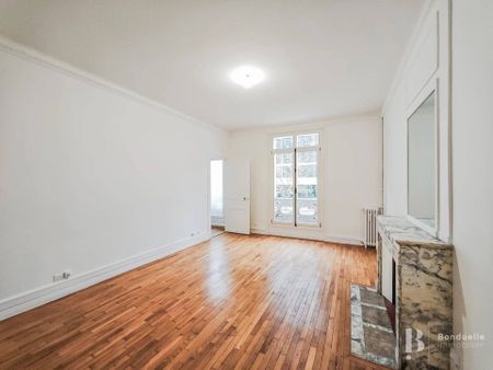 Rental Apartment Paris 8th Europe - Photo 3