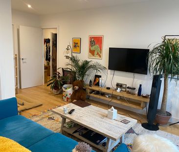 1 Bed Flat, Wild Flower Gardens, E3 - Photo 2