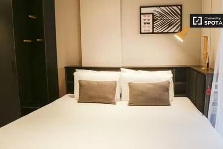 Serviced studio apartment for rent in The Liberties, Dublin - Photo 3