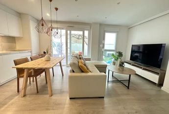 Calle Vicente Caballero, Madrid, Community of Madrid 28007