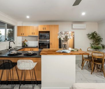 Immaculate 2-Bedroom Apartment with Spacious Balcony in Morningside - Photo 2