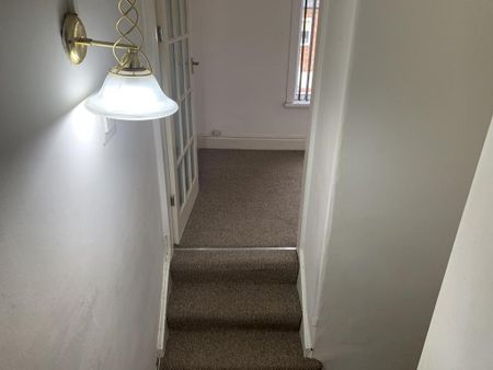 2 bedroom terraced house to rent - Photo 3