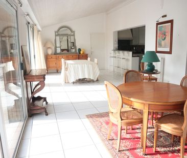Location Appartement 5 pièces 134m² - Photo 1