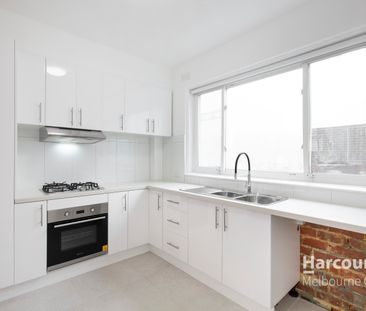2/9 Acheron Avenue, Camberwell VIC 3124 - Apartment For Rent | Domain - Photo 5