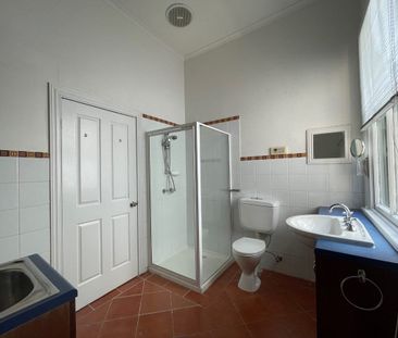 Victorian Delight - Photo 4