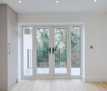 1 Bed Flat, West Hill, CR2 - Photo 1